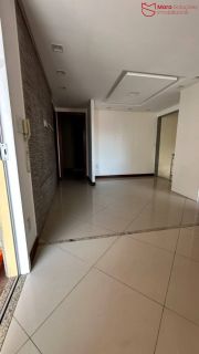 Casa Semi-mobiliada com 2 Suítes e Área Gourmet no Centro de Lauro de Freitas