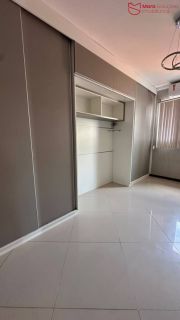 Casa Semi-mobiliada com 2 Suítes e Área Gourmet no Centro de Lauro de Freitas