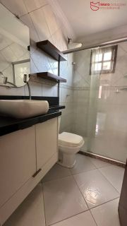 Casa Semi-mobiliada com 2 Suítes e Área Gourmet no Centro de Lauro de Freitas