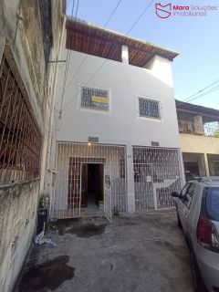 Casa Térrea com 2/4 no centro de Lauro de Freitas | R$1.700,00