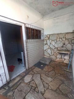 Casa Térrea com 2/4 no centro de Lauro de Freitas | R$1.700,00