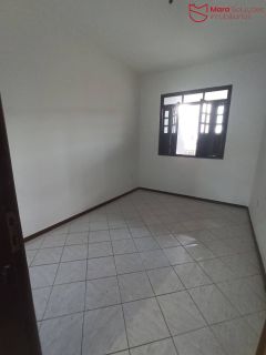 Casa Térrea com 2/4 no centro de Lauro de Freitas | R$1.700,00