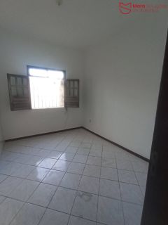 Casa Térrea com 2/4 no centro de Lauro de Freitas | R$1.700,00