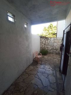 Casa Térrea com 2/4 no centro de Lauro de Freitas | R$1.700,00