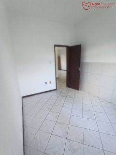 Casa Térrea com 2/4 no centro de Lauro de Freitas | R$1.700,00
