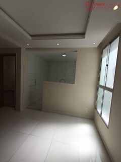Apartamento 2 Quartos Reformado no Parque Solar das Palmeiras | 3º Andar | R$ 175 Mil