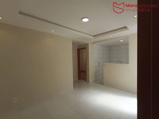 Apartamento 2 Quartos Reformado no Parque Solar das Palmeiras | 3º Andar | R$ 175 Mil