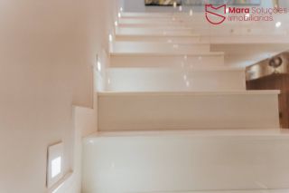 CASA DE ALTO PADRÃO — PORTEIRA FECHADA | R$ 2.050.000,00