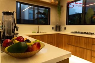 CASA DE ALTO PADRÃO — PORTEIRA FECHADA | R$ 2.050.000,00