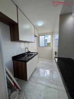 Excelente apartamento de 2/4 finamente decorado, no Residencial Sun Palace em Abrantes.