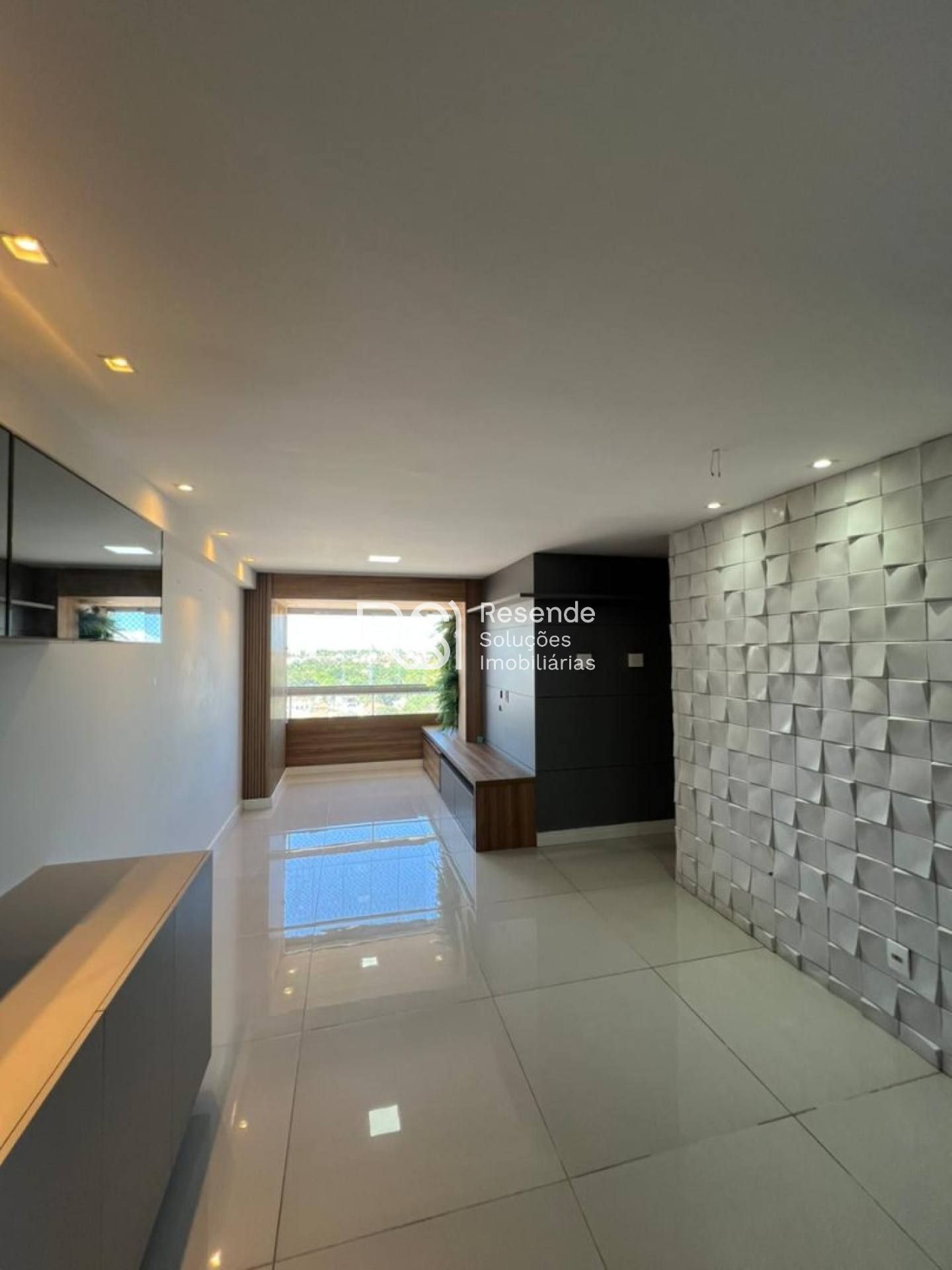 Apartamento Para Vender com 3 quartos 1 suítes no bairro Gruta de Lourdes em Maceió