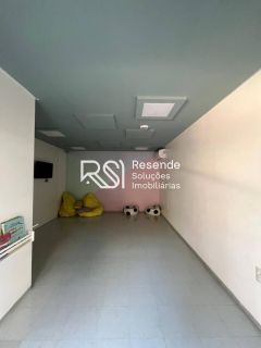 Edifício Residencial Para Vender com 3 quartos 2 suítes no bairro ponta verde em Maceió