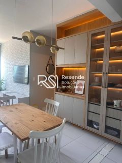 Edifício Residencial Para Vender com 2 quartos 1 suítes no bairro São Jorge em Maceió