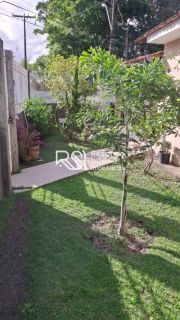 Casa Para Vender com 4 quartos 4 suítes no bairro jardim petropolis  em Maceió