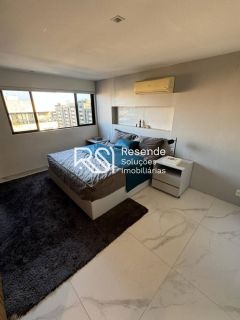 Cobertura Para Vender com 5 quartos 5 suítes no bairro ponta verde em Maceió