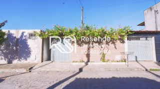 Casa Para Vender com 2 quartos 1 suítes no bairro Cidade Universitária em Maceió