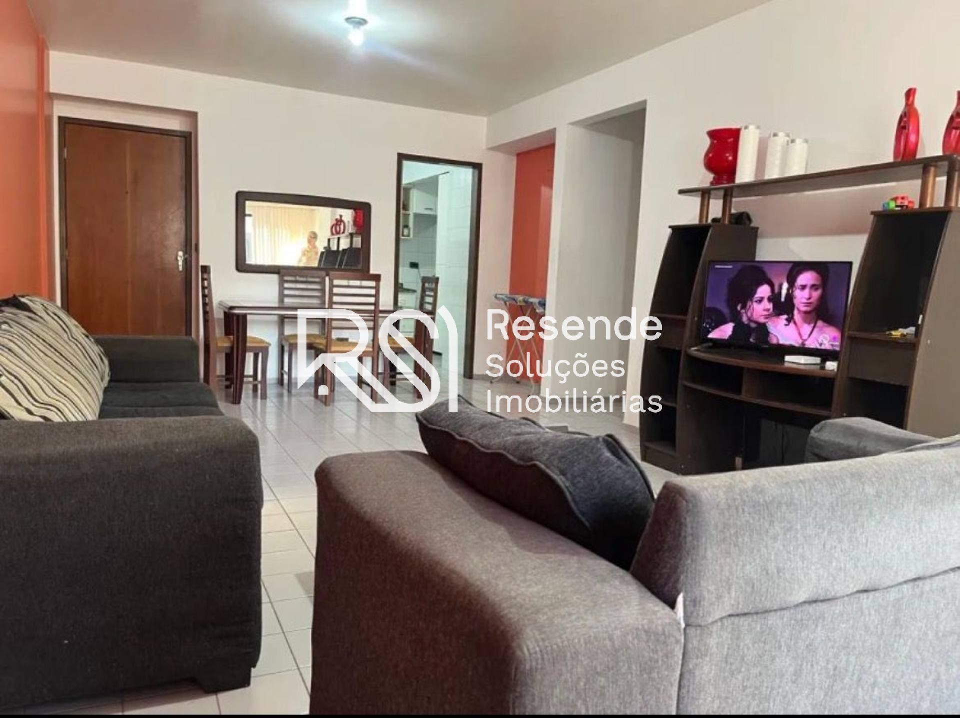 Apartamento Para Vender Edifício Maria Beatriz com 3 quartos 1 suítes no bairro ponta verde em Maceió