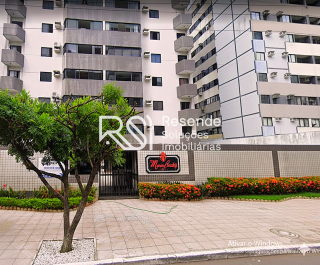 Apartamento Para Vender com 3 quartos 1 suítes no bairro ponta verde em Maceió