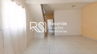 Casa Para Vender com 2 quartos 2 suítes no bairro Clima Bom em Maceió