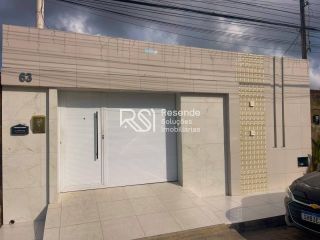 Casa Para Vender com 3 quartos no bairro Benedito Bentes em Maceió