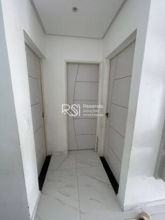 Casa Para Vender com 3 quartos no bairro Benedito Bentes em Maceió