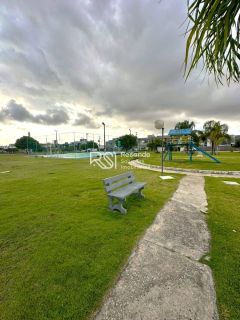 Lote / Terreno de Condomínio Para Vender no bairro Antares em Maceió