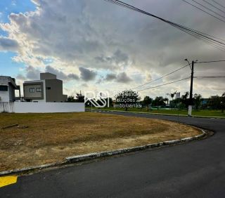 Lote / Terreno de Condomínio Para Vender no bairro Antares em Maceió