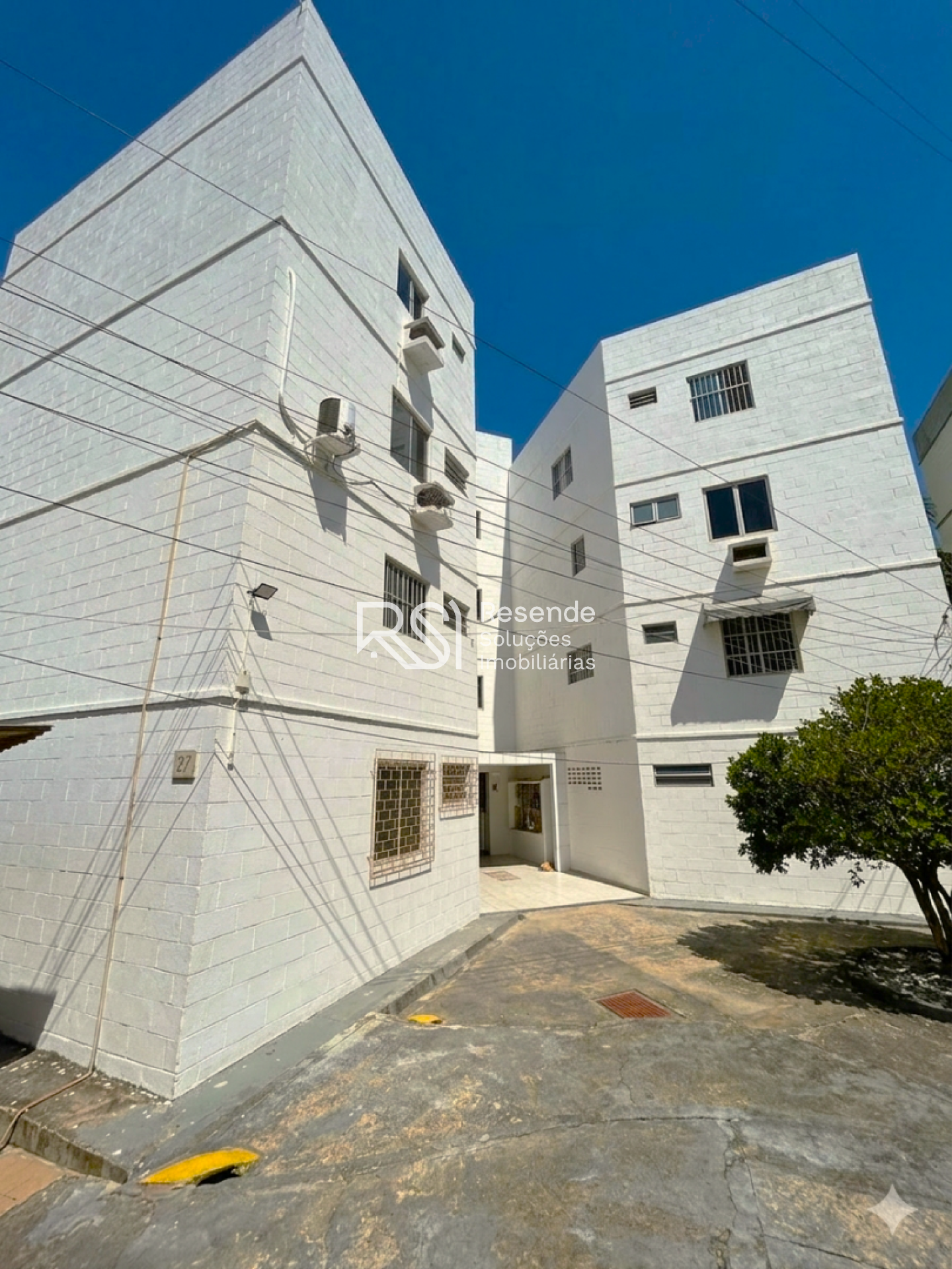 Apartamento Para Vender com 2 quartos 1 suítes no bairro Jacarecica em Maceió