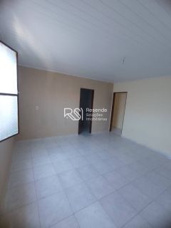 Ótima Casa com 3 quartos e 300 metros2.