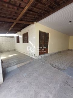 Ótima Casa com 3 quartos e 300 metros2.