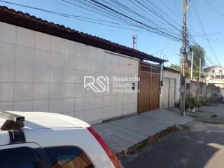Ótima Casa com 3 quartos e 300 metros2.