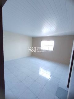 Ótima Casa com 3 quartos e 300 metros2.