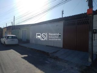 Ótima Casa com 3 quartos e 300 metros2.