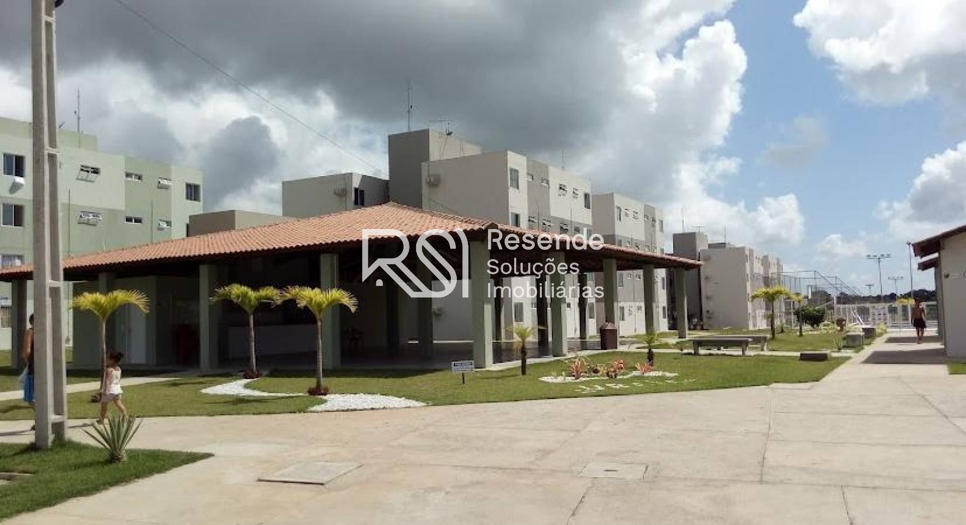 Apartamento Para Vender com 2 quartos no bairro Benedito Bentes em Maceió