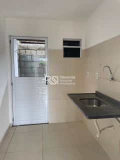 Casa de Condomínio Para Vender com 2 quartos no bairro Cidade Universitária em Maceió