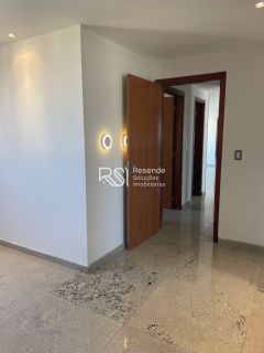 Apartamento Para Vender com 4 quartos 1 suítes no bairro Jatiúca em Maceió