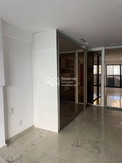 Apartamento Para Vender com 4 quartos 1 suítes no bairro Jatiúca em Maceió