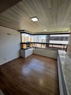 Apartamento Para Vender com 3 quartos 3 suítes no bairro Jatiúca em Maceió