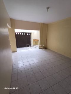 Casa Para Vender com 2 quartos no bairro Antares em Maceió