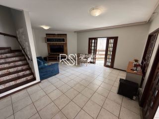 Casa Para Vender no Residencial Flor da Serra com 4 quartos 3 suítes no bairro jardim petropolis  em Maceió