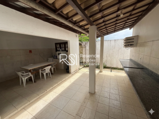 Casa Para Vender no Residencial Flor da Serra com 4 quartos 3 suítes no bairro jardim petropolis  em Maceió