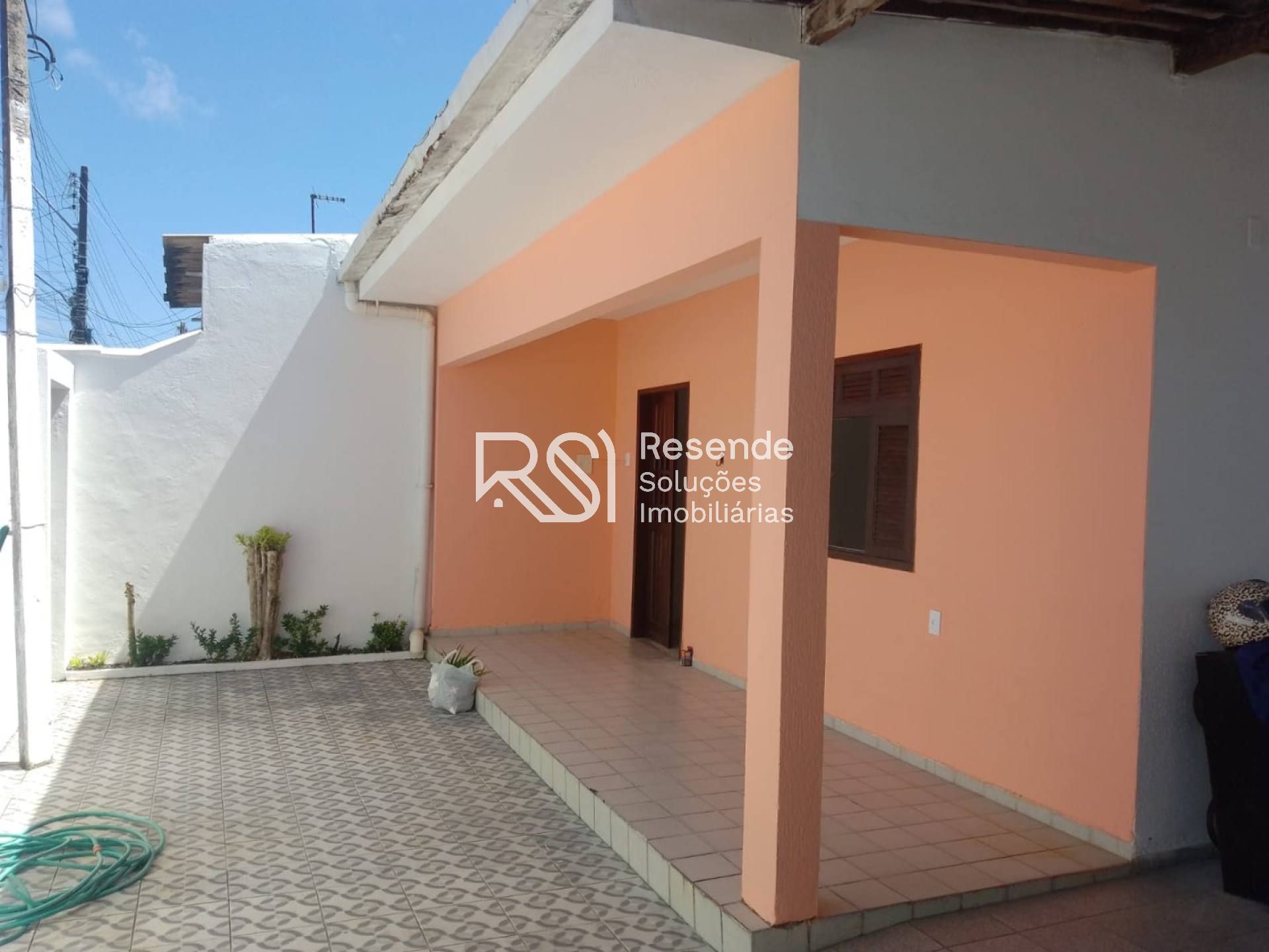 Casa Para Vender com 2 quartos no bairro Benedito Bentes 1 em Maceió