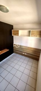 Apartamento Para Vender no Condomínio Arte Vida com 3 quartos 1 suítes no bairro Gruta de Lourdes em Maceió