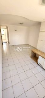 Apartamento Para Vender no Condomínio Arte Vida com 3 quartos 1 suítes no bairro Gruta de Lourdes em Maceió