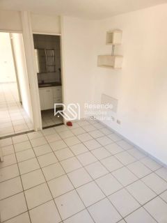 Apartamento Para Vender no Condomínio Arte Vida com 3 quartos 1 suítes no bairro Gruta de Lourdes em Maceió