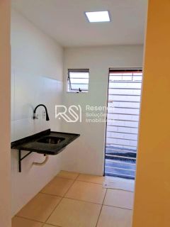 Casa de Condomínio Para Vender (chave) no Condomínio Jardim dos Lírios 2 quartos no bairro Cidade Universitária em Maceió