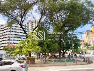 Apartamento Para Vender no Edifício Marbella com 3 quartos 1 suítes no bairro ponta verde em Maceió