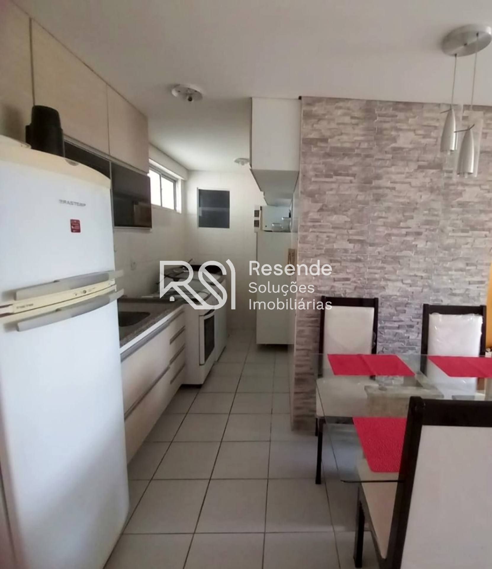 Apartamento Para Vender no Edifício Sorrento com 2 quartos 1 suítes no bairro Gruta de Lourdes em Maceió