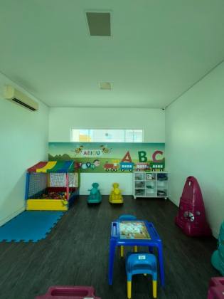 Casa no Condomínio Alpha Jardins Para Vender com 3 quartos 1 suítes no bairro Bom Jardim em Rio Largo