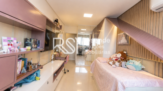 Cobertura no Edifício Grand Versailles Para Vender com 4 quartos 4 suítes no bairro Gruta de Lourdes em Maceió